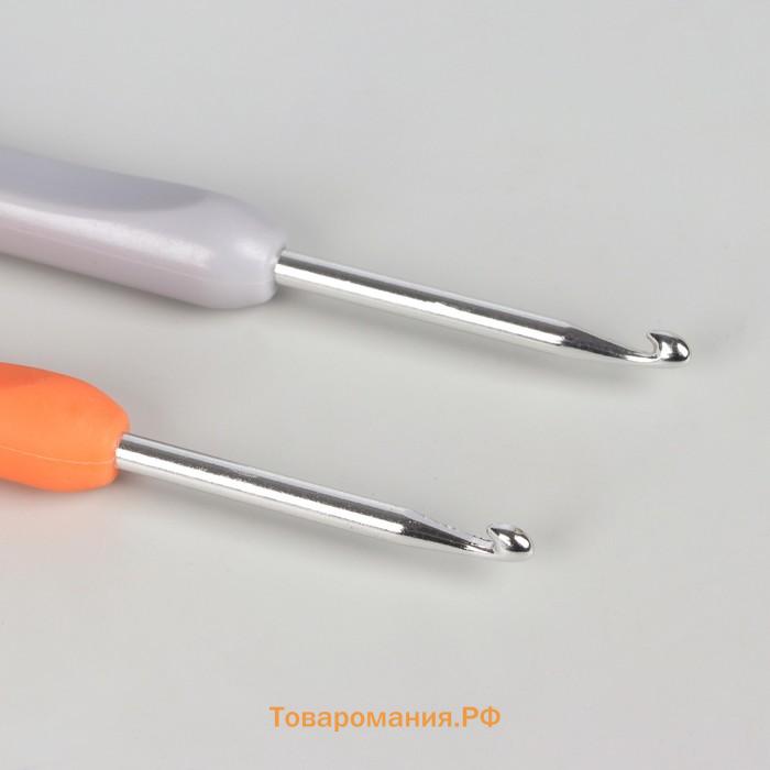 Крючок для вязания, с пластиковой ручкой, d = 3,5 мм, 14 см, цвет МИКС